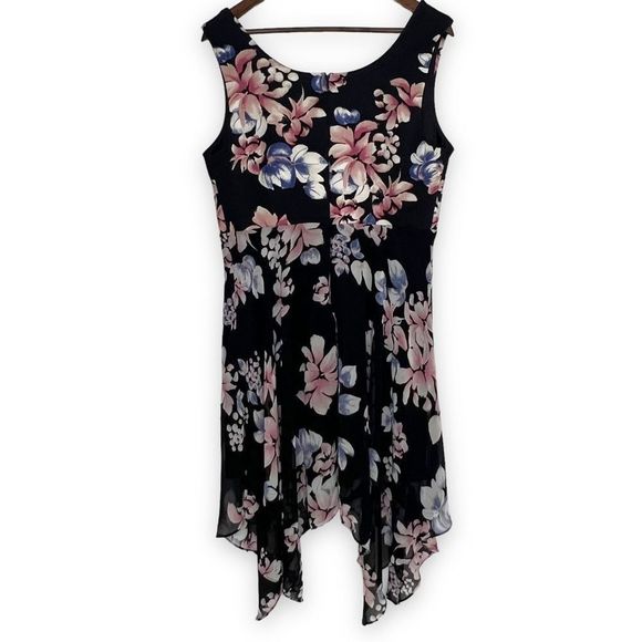 Lane Bryant Asymmetrical Hem‎ Floral Lined Sleeveless Mini Dress Size 14 - Picture 2 of 12